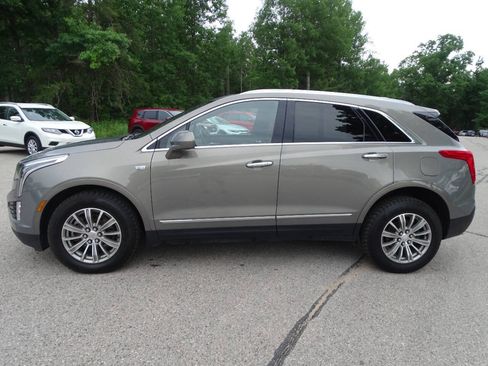 Used 2017 Cadillac XT5 Luxury AWD/4WD image 8