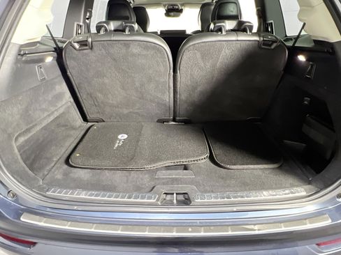 Used 2022 Volvo XC90 T5 Momentum w/ Climate Package image 24