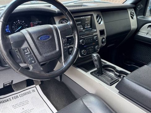 Used 2015 Ford Expedition XLT w/ Equipment Group 202A AWD/4WD image 10