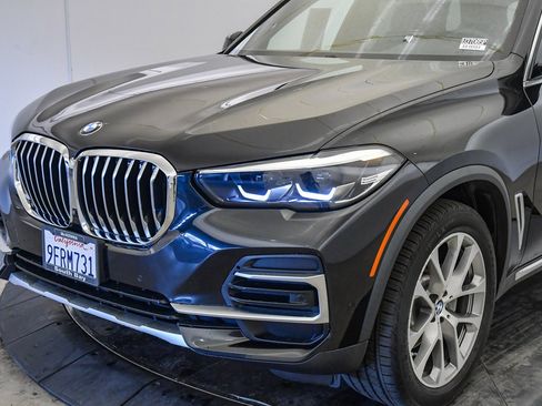 Certified 2023 BMW X5 sDrive40i w/ Parking Assistance Package image 9