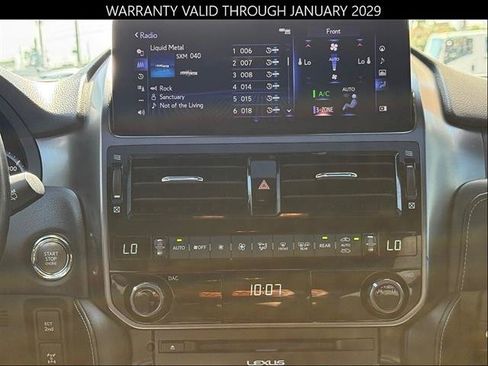 Certified 2023 Lexus GX 460 w/ Black Line Special Edition AWD/4WD image 14
