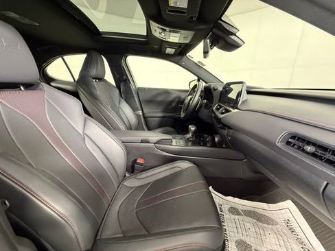 Used 2024 Lexus UX 250h F Sport image 36