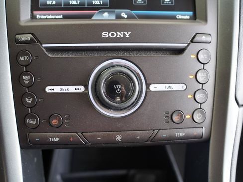 Used 2016 Ford Fusion Titanium FWD image 21