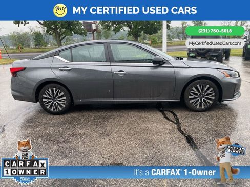 Used 2024 Nissan Altima 2.5 SV FWD image 4
