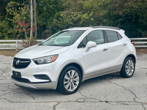 Used 2017 Buick Encore Preferred image 3
