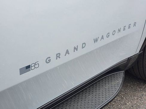 New 2026 Jeep Grand Wagoneer 4WD image 7