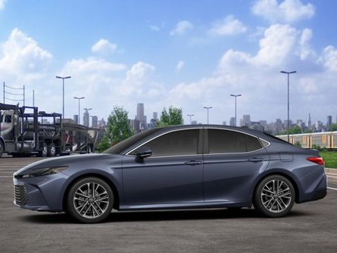 New 2026 Toyota Camry XLE image 5
