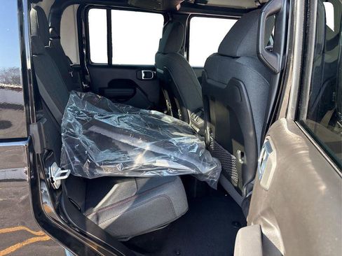 New 2026 Jeep Gladiator Rubicon w/ Steel Power Dome Hood Package image 19