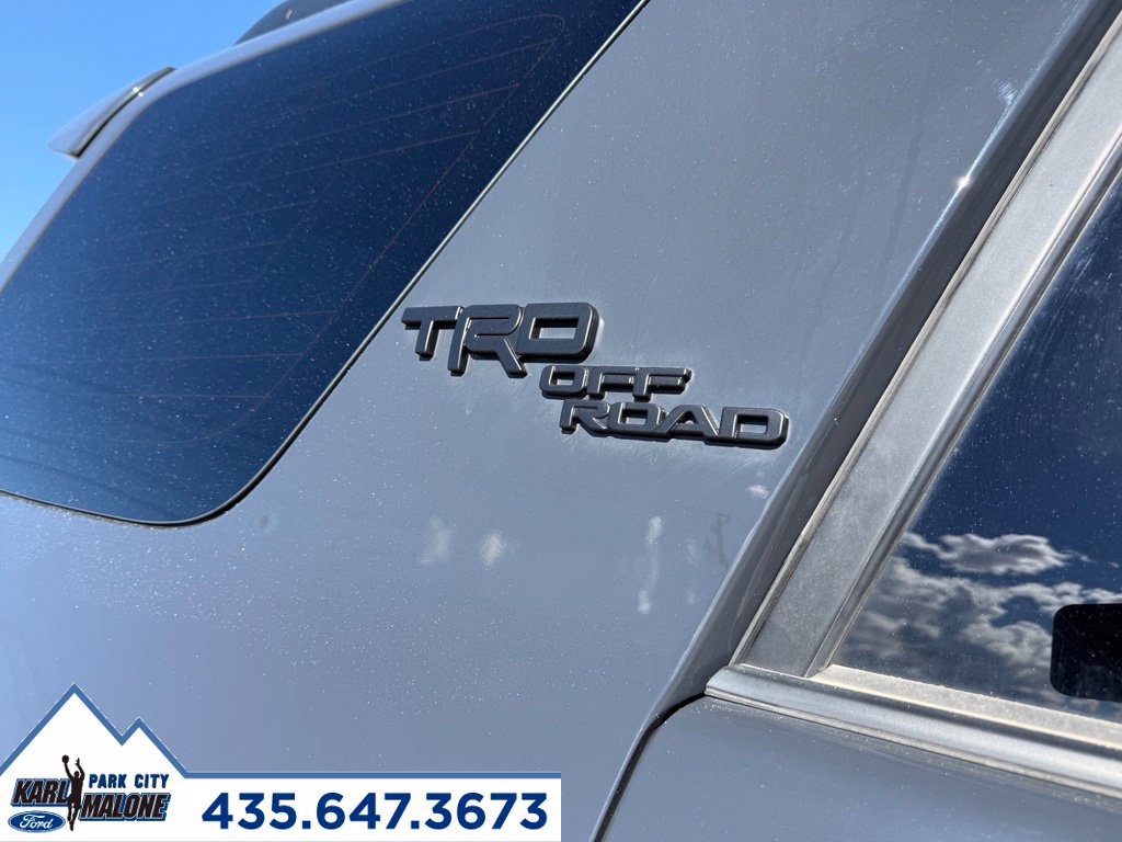 Used 2024 Toyota 4Runner TRD Off-Road Premium w/ Moonroof Package AWD/4WD image 10