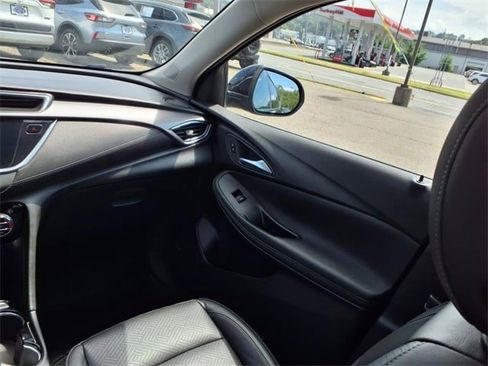 Used 2022 Buick Encore GX Essence w/ Advanced Technology Package image 15
