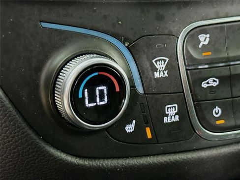 Used 2024 Chevrolet Equinox LT AWD/4WD image 20