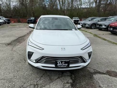 New 2026 Buick Envista Preferred image 3