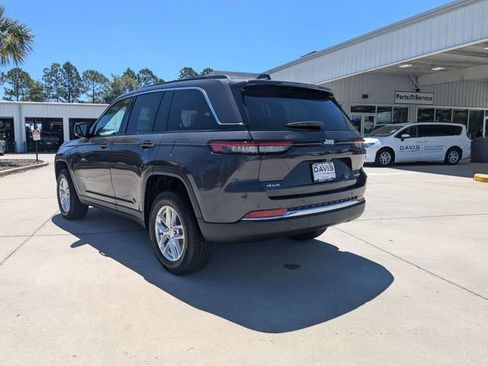 New 2026 Jeep Grand Cherokee Laredo X AWD/4WD image 5