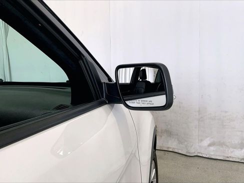 Used 2019 Ford Explorer Limited w/ Class III Trailer Tow Package AWD/4WD image 11