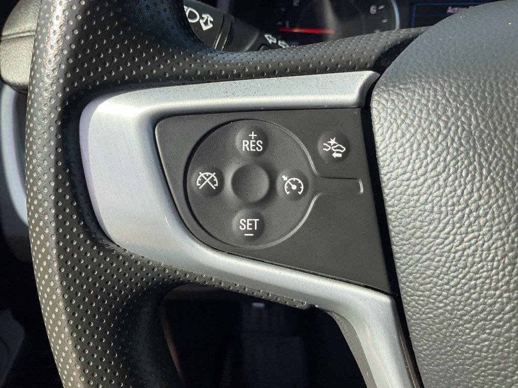 Used 2023 GMC Terrain SLE w/ Driver Convenience Package FWD image 11