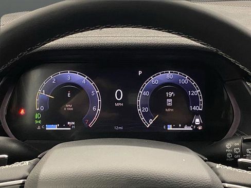 New 2026 Jeep Grand Cherokee Limited image 18