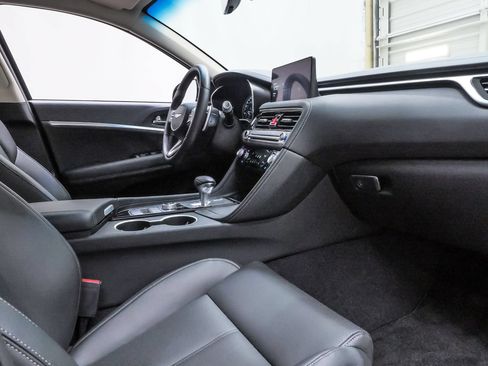 Certified 2026 Genesis G70 2.5T AWD/4WD image 12