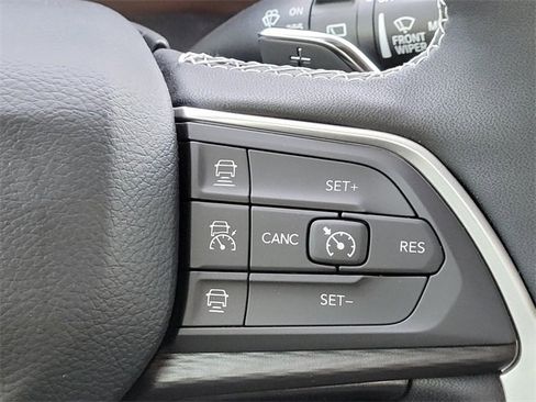 New 2024 Jeep Grand Cherokee L Altitude image 27