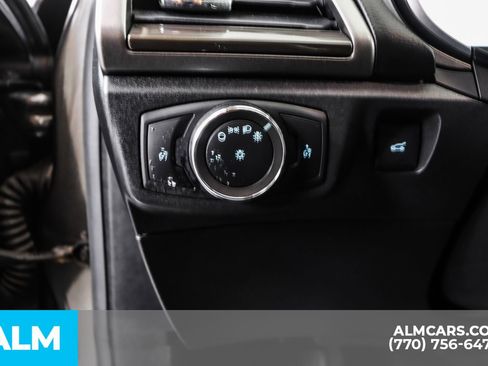 Used 2020 Ford Fusion SEL image 34