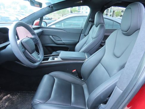 Used 2023 Tesla Model X image 11