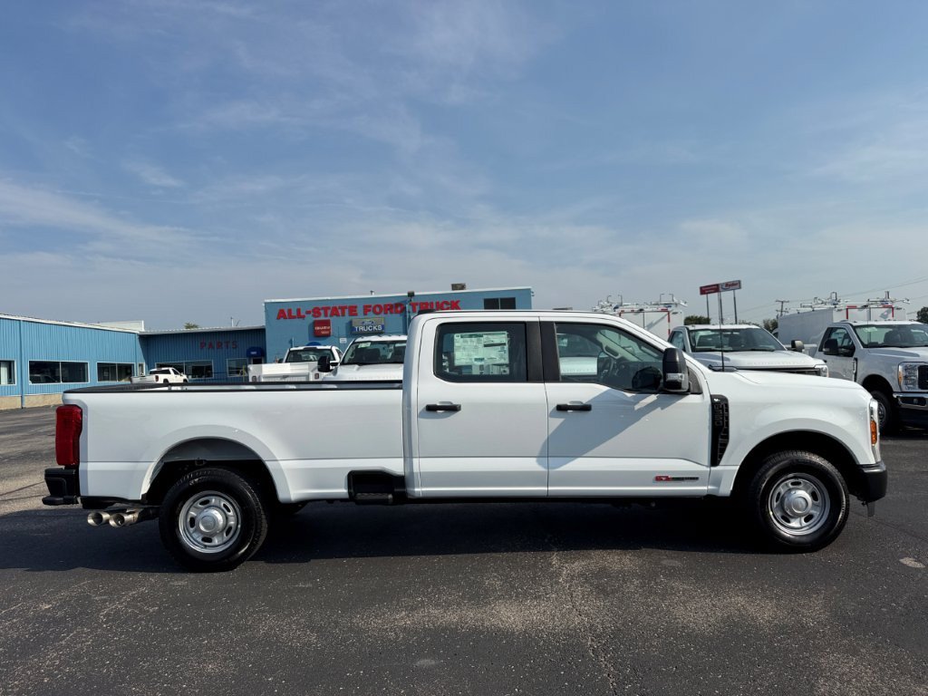 New 2027 Ford F350 XL RWD image 7