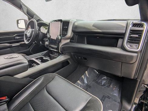 Used 2025 RAM 1500 Laramie AWD/4WD image 19