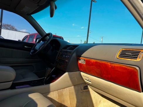 Used 1998 Lexus LS 400 image 18