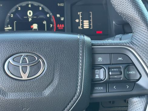 Certified 2025 Toyota Tacoma SR5 image 23