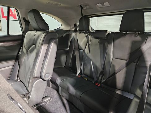 New 2026 Toyota Highlander Limited AWD/4WD image 22
