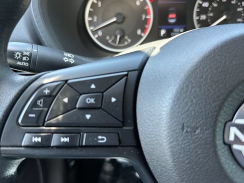 Used 2025 Nissan Sentra S FWD image 23