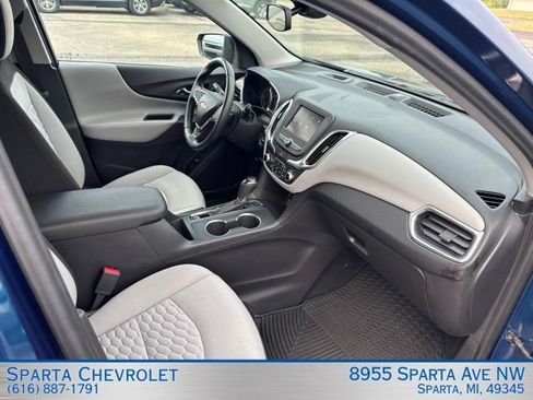 Used 2020 Chevrolet Equinox LT w/ Driver Convenience Package AWD/4WD image 27