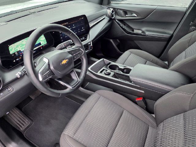 Used 2026 Chevrolet Equinox LT FWD image 17