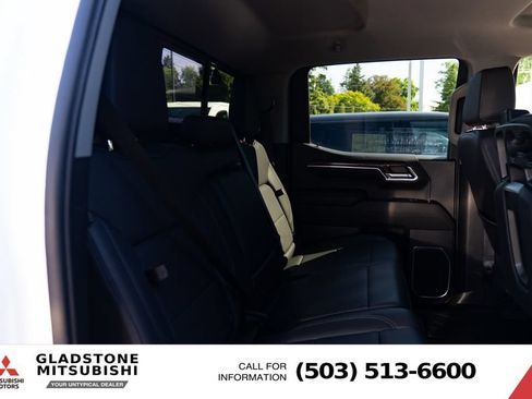 Used 2023 Chevrolet Silverado 1500 LT w/ Leather Package AWD/4WD image 22