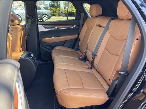 New 2026 Cadillac XT5 Premium Luxury w/ LPO, ONYX Package image 30