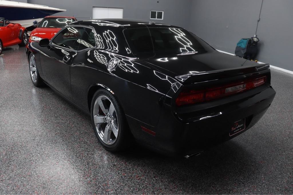 Used 2009 Dodge Challenger R/T RWD image 4