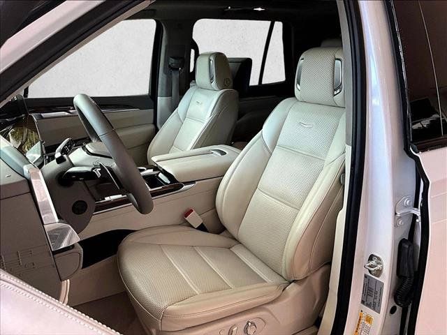 Used 2025 Cadillac Escalade Sport Platinum AWD/4WD image 27