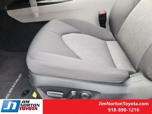 Used 2024 Toyota Camry LE image 26