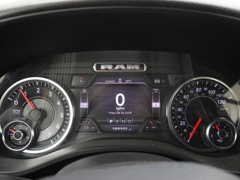 Used 2020 RAM 1500 Big Horn AWD/4WD image 10