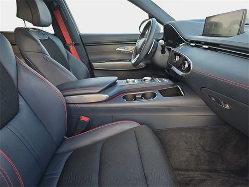 Used 2023 Genesis GV70 2.5T w/ Sport Prestige Package image 12