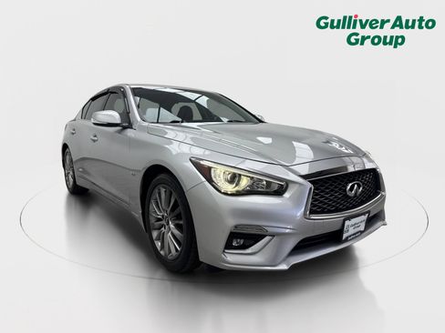 Used 2018 INFINITI Q50 Luxe w/ Essential Package (3.0T Luxe) AWD/4WD image 13