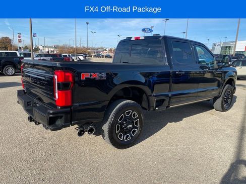 Used 2025 Ford F250 Platinum w/ FX4 Off-Road Package image 6