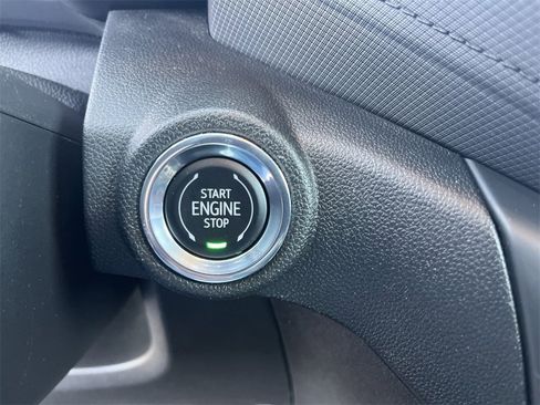 Certified 2022 Chevrolet TrailBlazer LT w/ Driver Confidence Package image 16