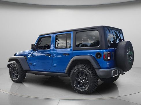 Used 2023 Jeep Wrangler Unlimited Sport AWD/4WD image 8