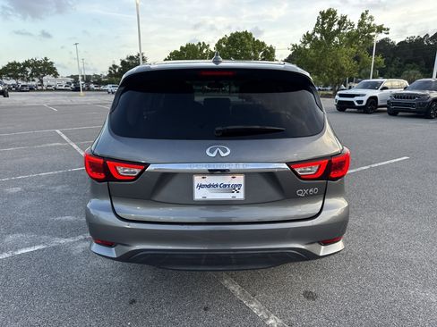 Used 2017 INFINITI QX60 Luxe AWD/4WD image 13