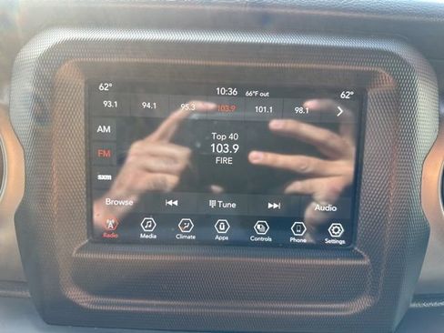 Certified 2021 Jeep Wrangler Unlimited Sport AWD/4WD image 16