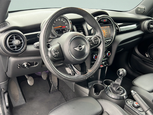 Used 2017 MINI Cooper S FWD image 11