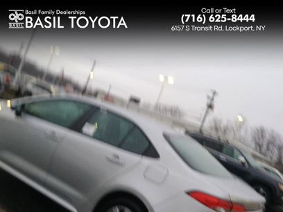 Used 2025 Toyota Sienna XLE