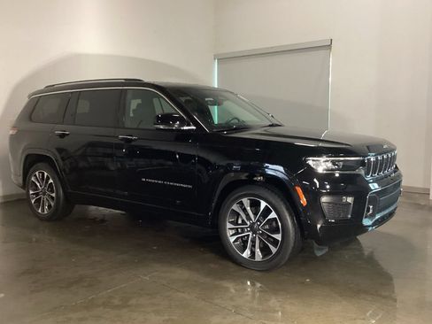 Used 2023 Jeep Grand Cherokee L Overland AWD/4WD image 9