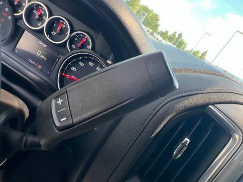 Used 2019 Chevrolet Silverado 1500 LT Trail Boss AWD/4WD image 15