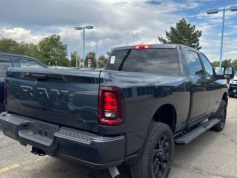 Used 2025 RAM 2500 Big Horn AWD/4WD image 3